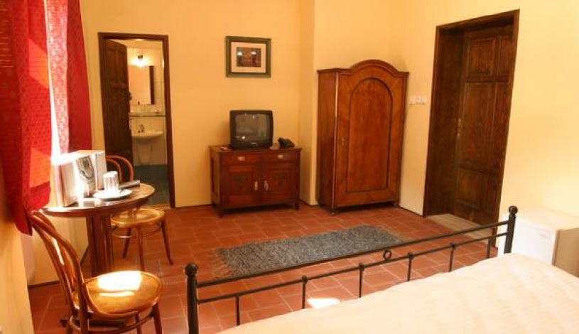 Penzion NA 15. POLEDNÍKU Jindřichův Hradec